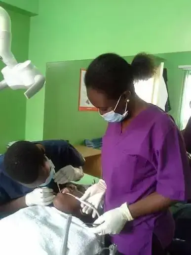Dental therapist trainee vacancies